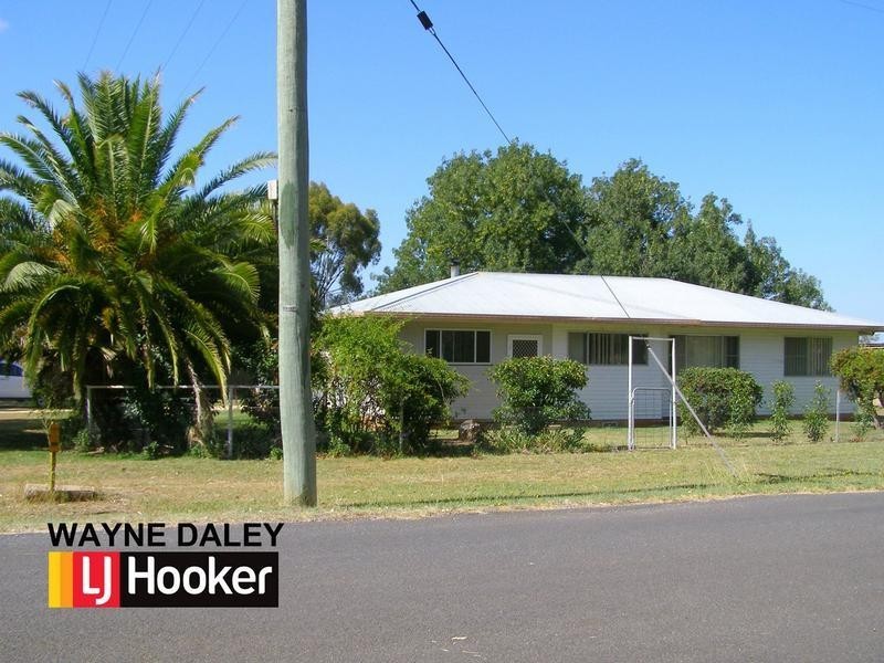4 Castle Street, Inverell NSW 2360