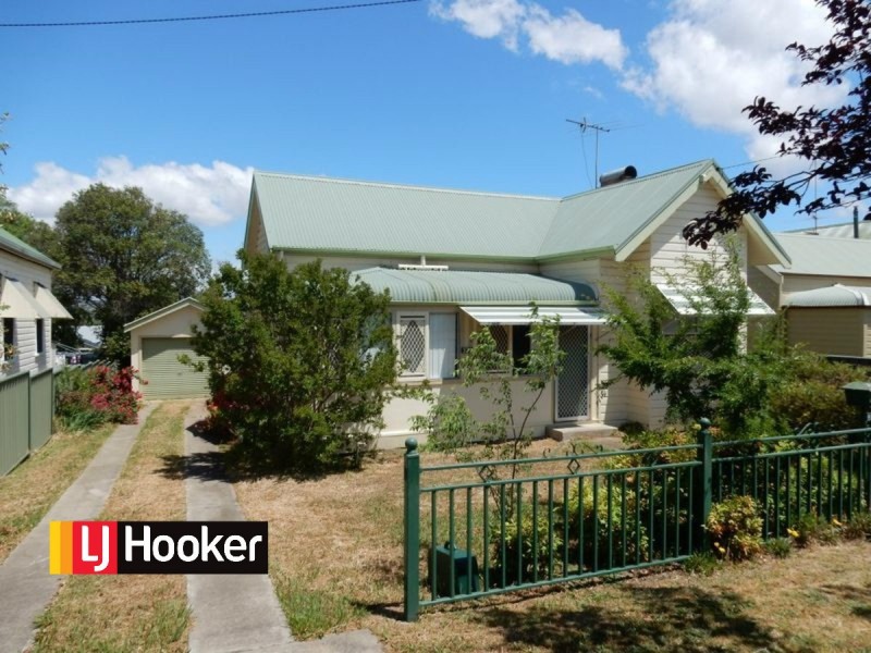 32 Urabatta Street, Inverell NSW 2360