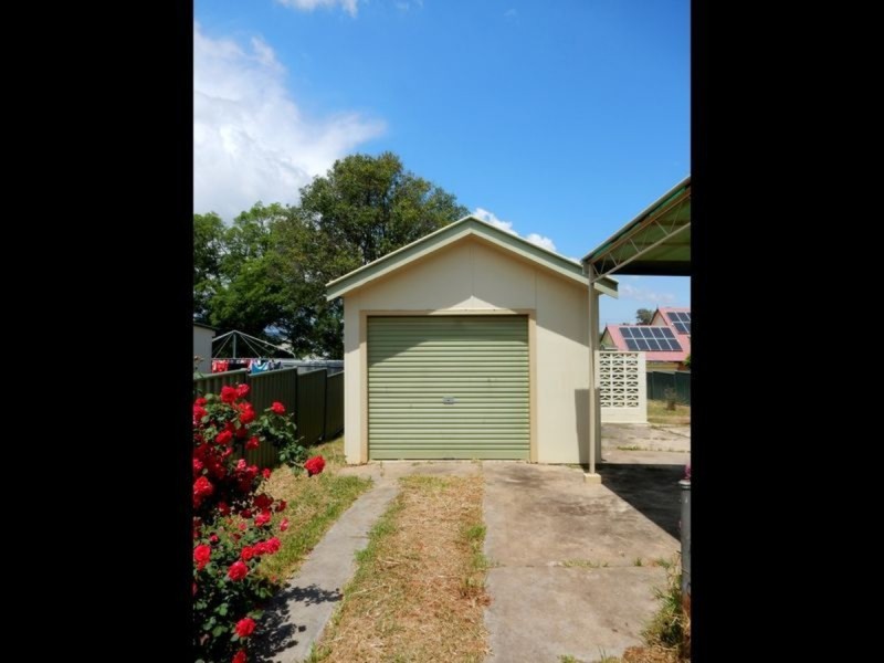 32 Urabatta Street, Inverell NSW 2360