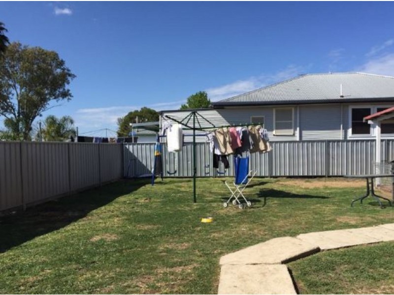 31 Jack Street, Inverell NSW 2360