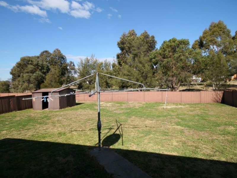 18 Angel Avenue, Inverell NSW 2360