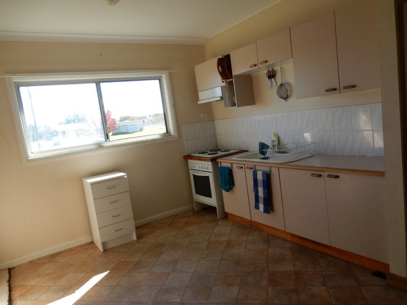 74 Mansfield Street, Inverell NSW 2360