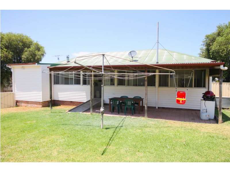 77 Urabatta Street, Inverell NSW 2360
