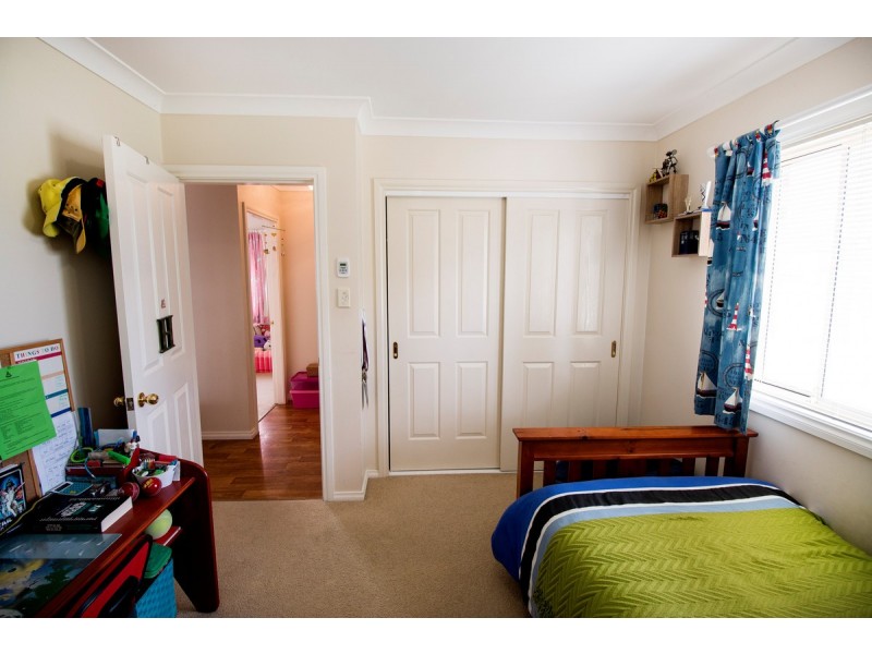 3 Crestview Place, Inverell NSW 2360