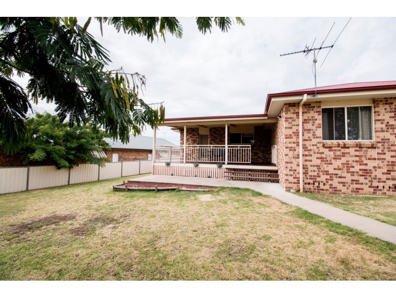 3 Crestview Place, Inverell NSW 2360