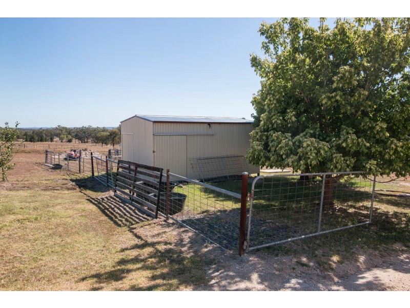 533 Fernhill Road, Inverell NSW 2360