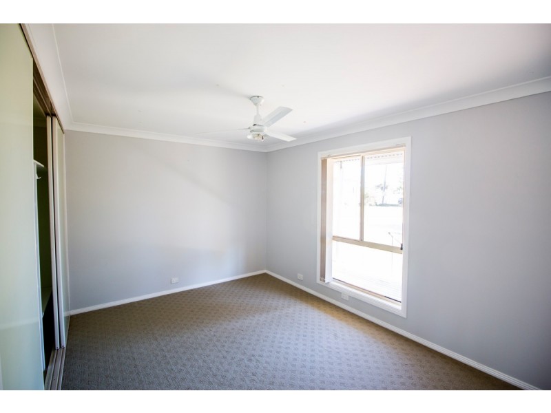 19 Taylor Avenue, Inverell NSW 2360