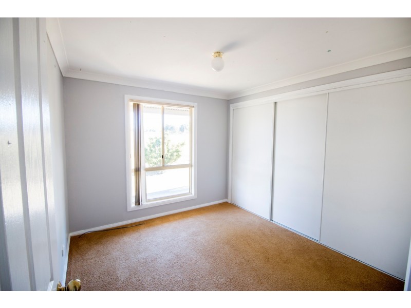 19 Taylor Avenue, Inverell NSW 2360