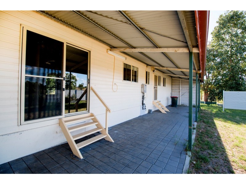 19 Taylor Avenue, Inverell NSW 2360