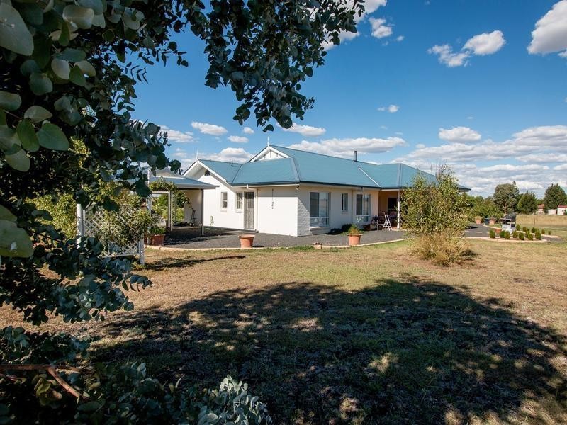 103 Fernhill Road, Inverell NSW 2360