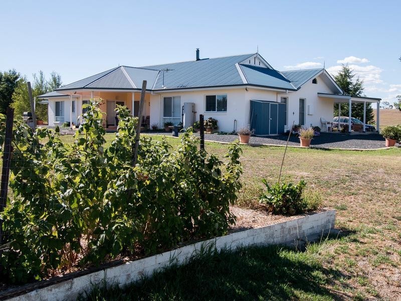 103 Fernhill Road, Inverell NSW 2360