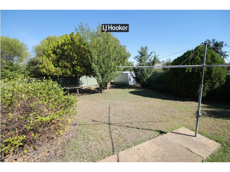 20 Zircon Street, Inverell NSW 2360