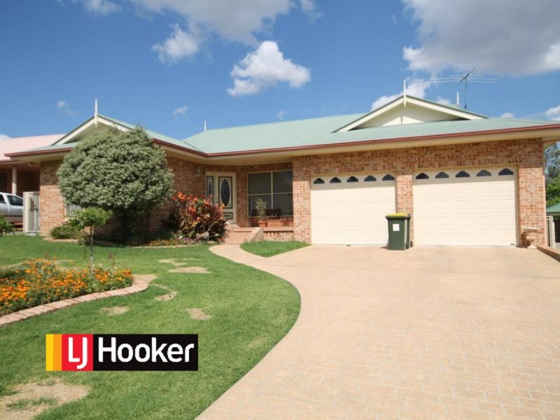 26 Miles Street, Inverell NSW 2360