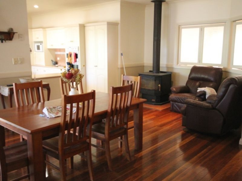 26 Miles Street, Inverell NSW 2360