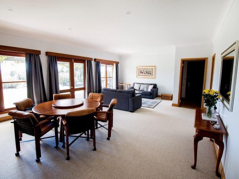 10 Oakland Place, Inverell NSW 2360