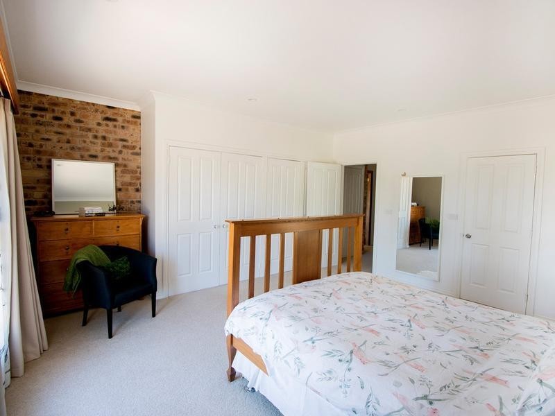 10 Oakland Place, Inverell NSW 2360