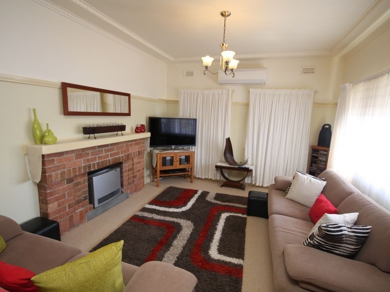 78 Rose Street, Inverell NSW 2360