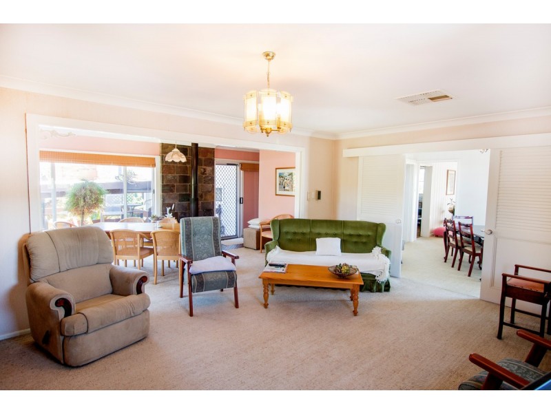 40 Harland Street, Inverell NSW 2360