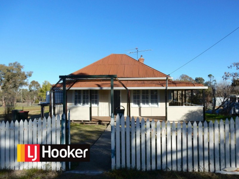 8 Baker Street, Bundarra NSW 2359