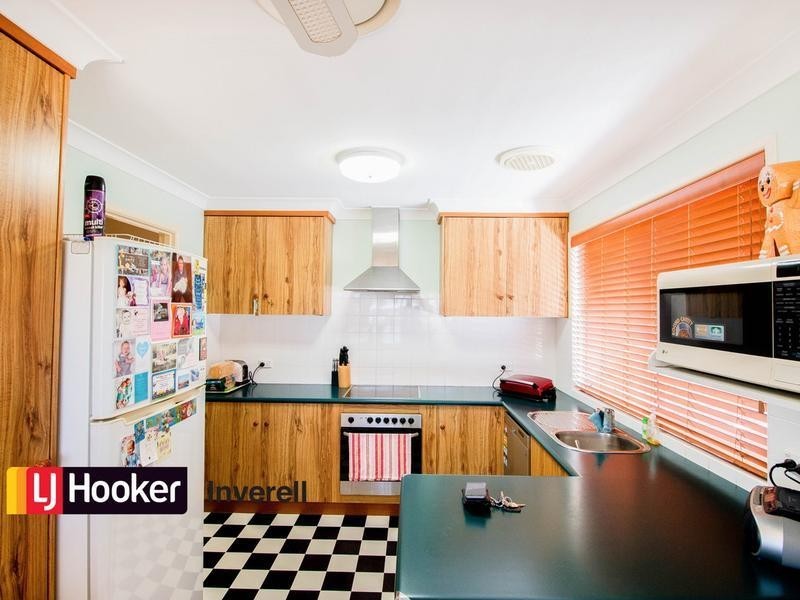7 Jacaranda Crescent, Inverell NSW 2360