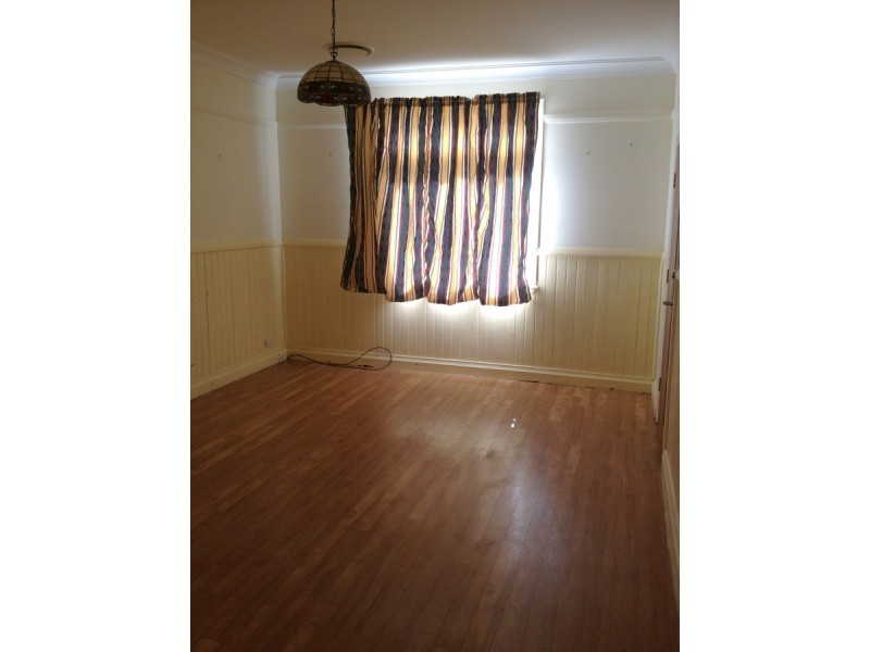 22 Howard Street, Inverell NSW 2360