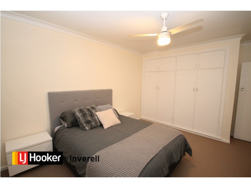 16 Carlyle Street, Inverell NSW 2360