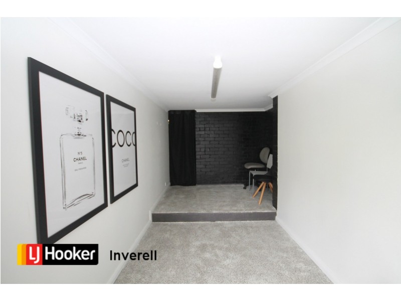 16 Carlyle Street, Inverell NSW 2360