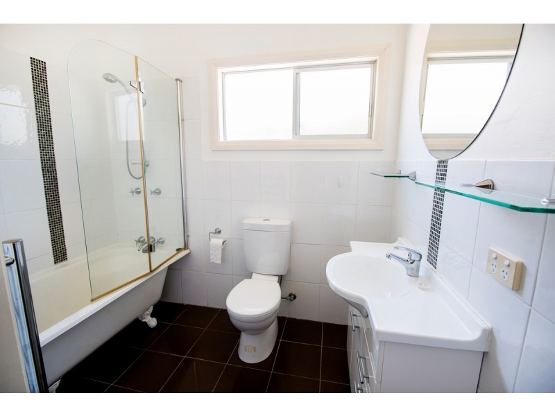 36 Swan Street, Inverell NSW 2360