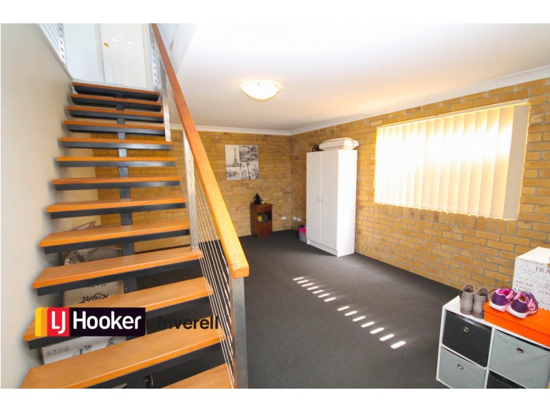 37B Queens Terrace, Inverell NSW 2360