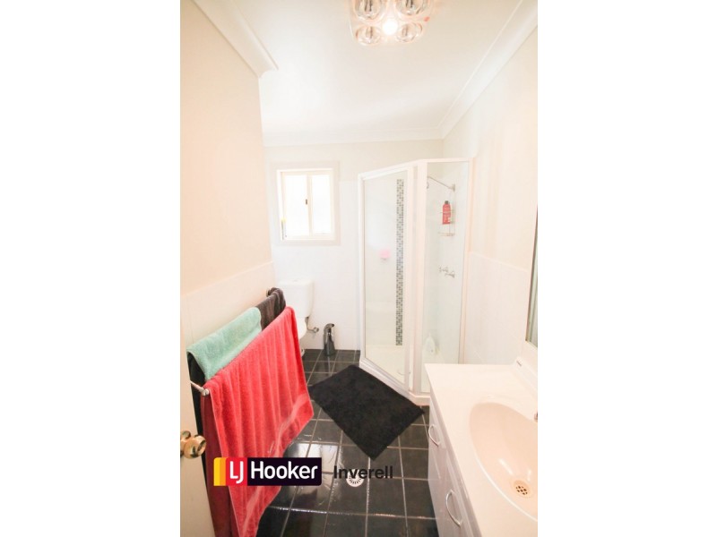 37B Queens Terrace, Inverell NSW 2360