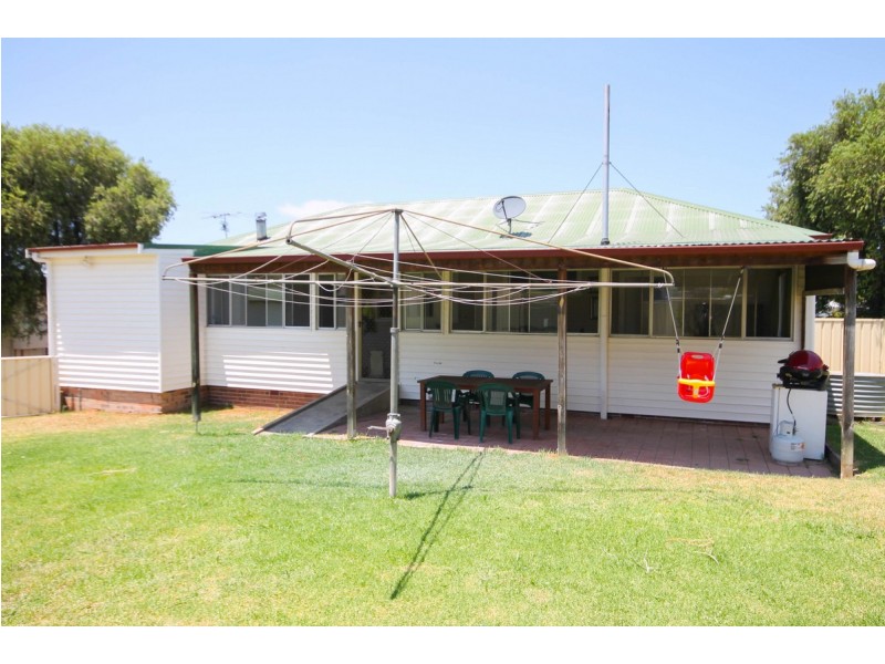 77 Urabatta Street, Inverell NSW 2360