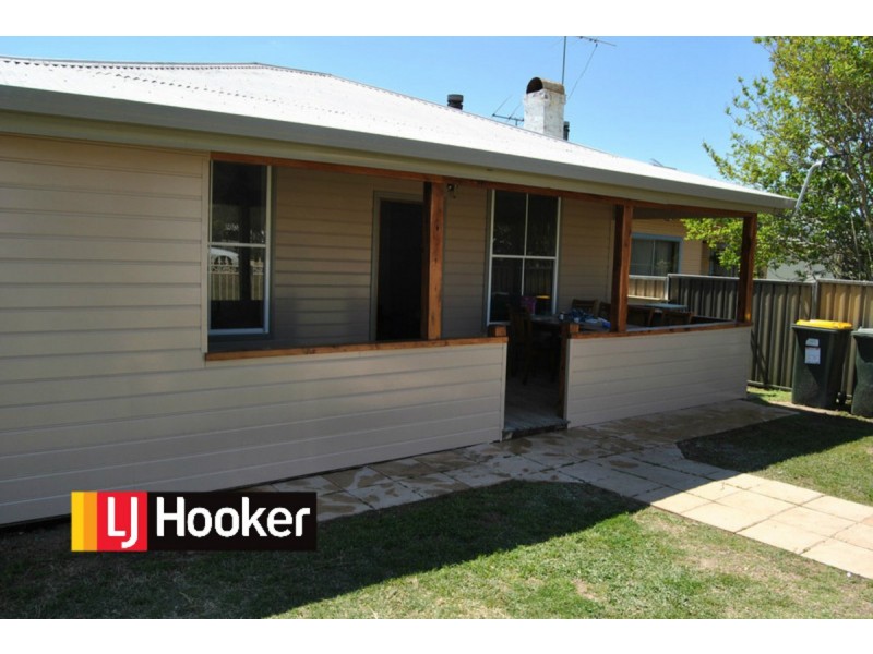 58 Bennett Street, Inverell NSW 2360