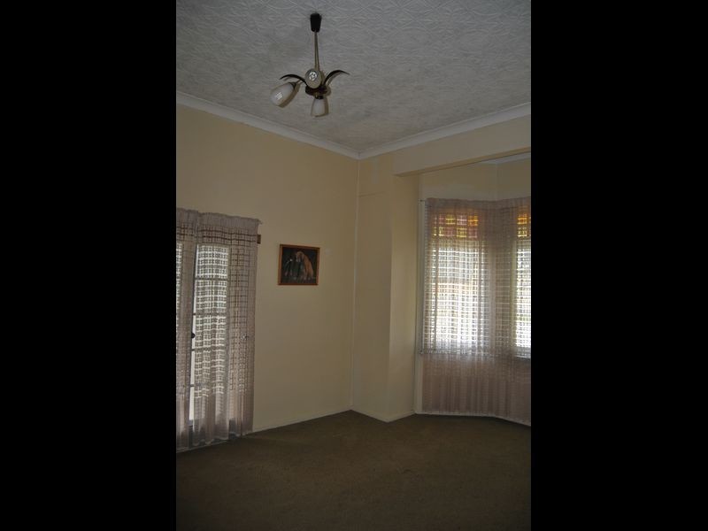 64 Henderson Street, Inverell NSW 2360