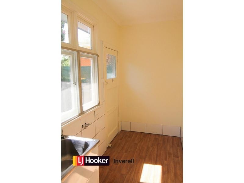 19 Gordon Street, Inverell NSW 2360