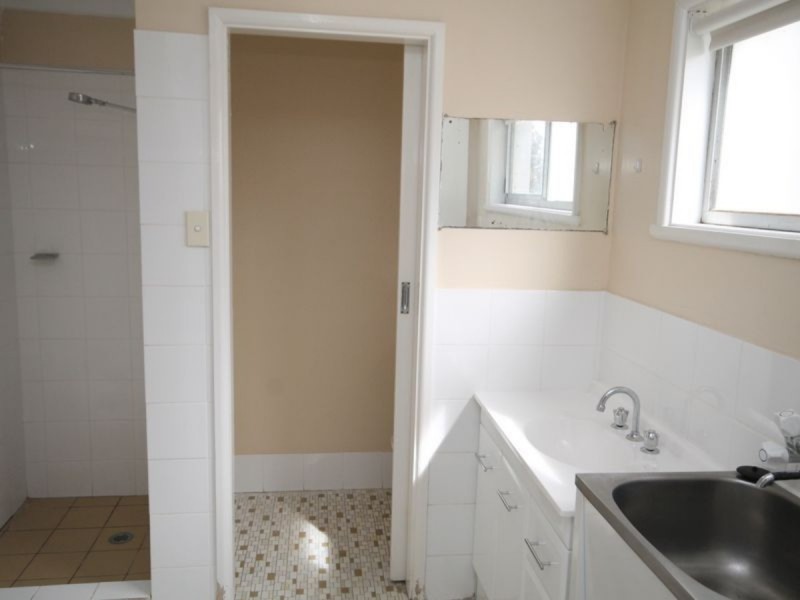 2/36 Prince Street, Inverell NSW 2360