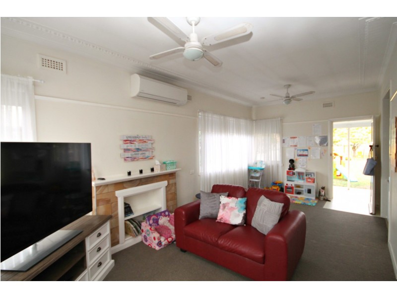 47 Bennett Street, Inverell NSW 2360