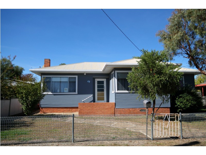 47 Bennett Street, Inverell NSW 2360