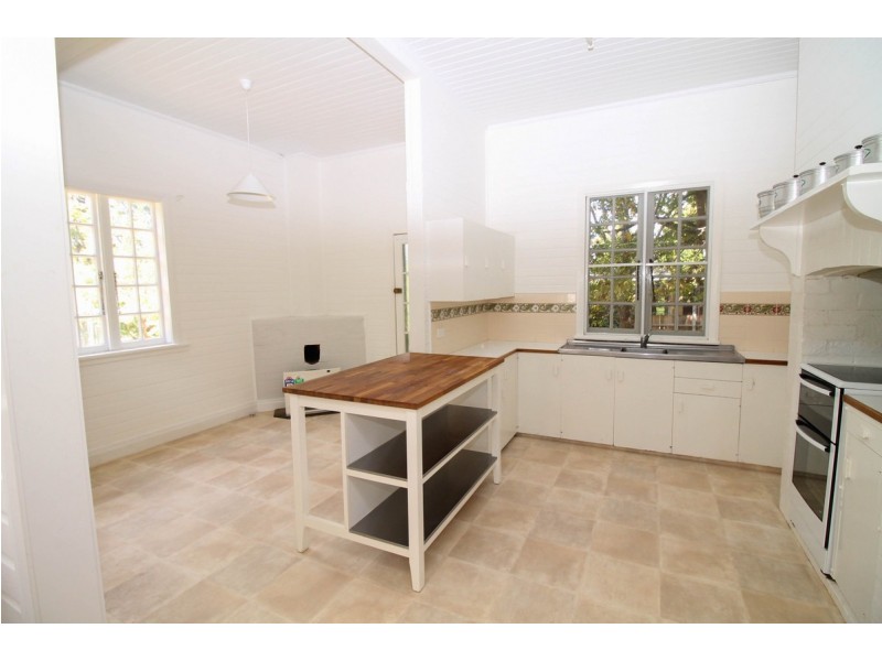 25 Brae Street, Inverell NSW 2360