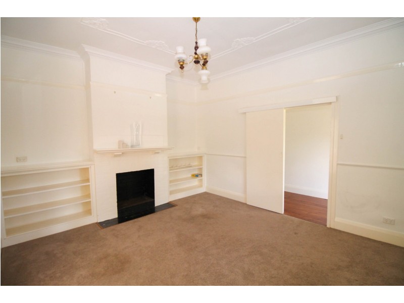 25 Brae Street, Inverell NSW 2360