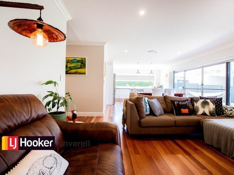8 Box Tree Place, Inverell NSW 2360