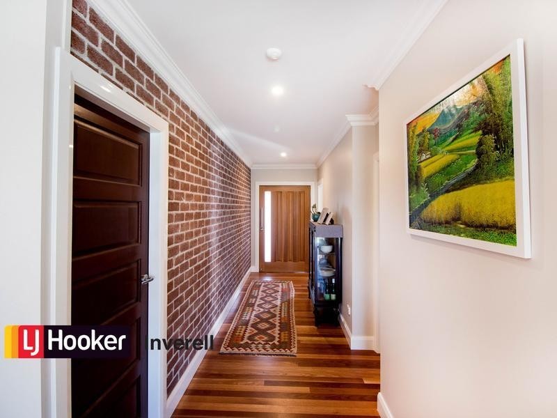 8 Box Tree Place, Inverell NSW 2360