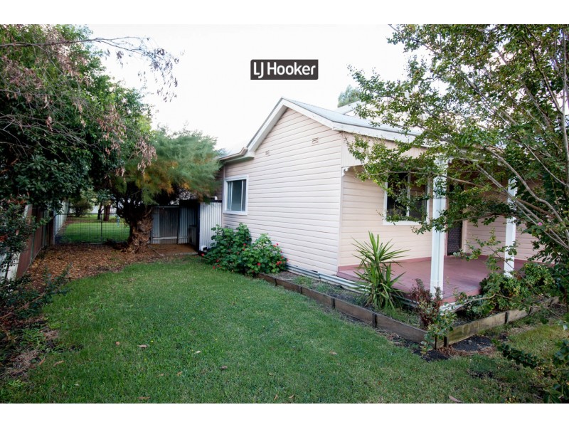 10 Hindmarsh Street, Inverell NSW 2360
