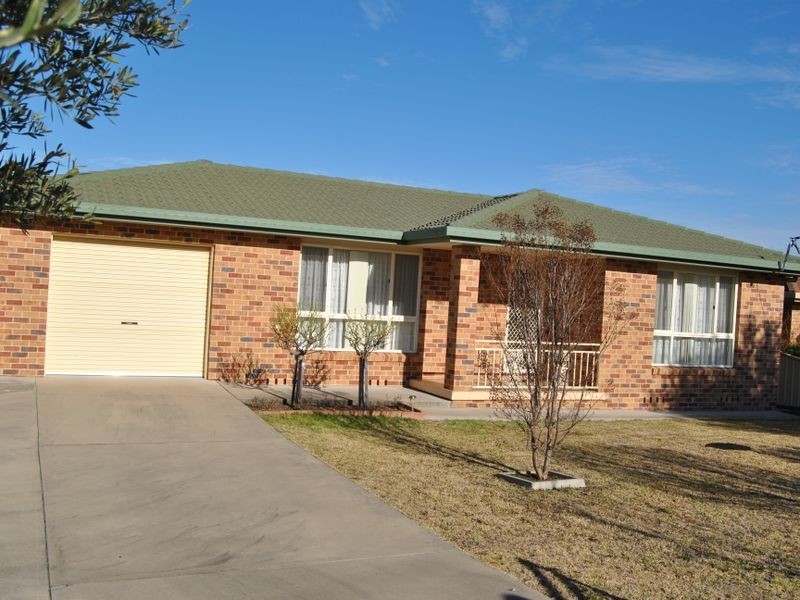 46 Lewin Street, Inverell NSW 2360