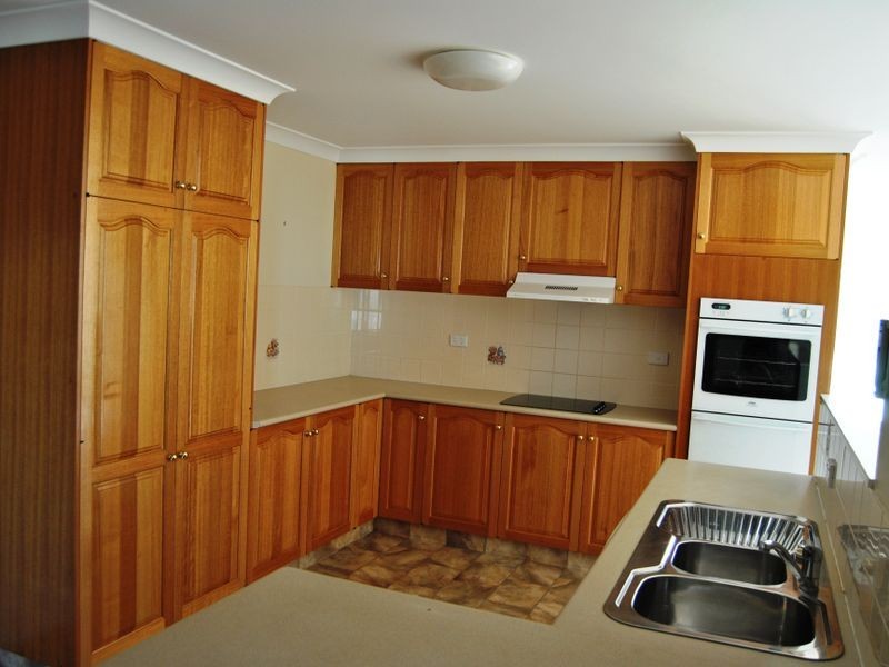 46 Lewin Street, Inverell NSW 2360