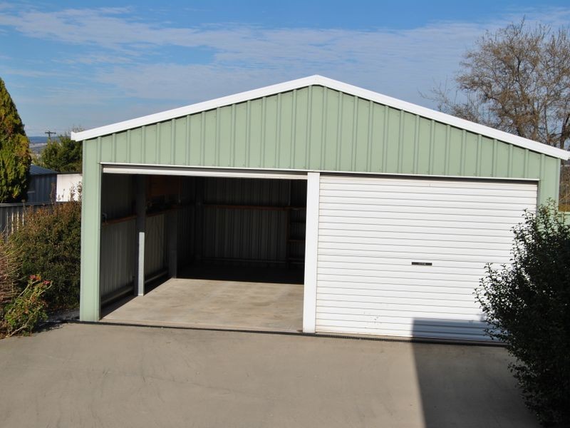 46 Lewin Street, Inverell NSW 2360