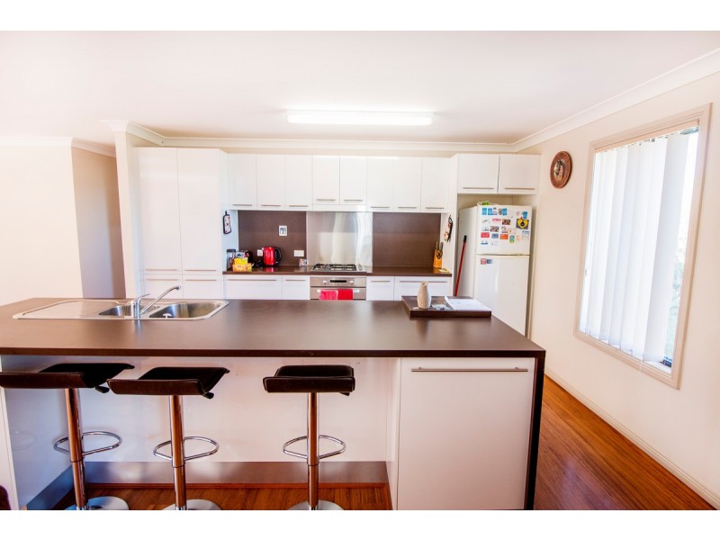 50 Wolbah Close, Inverell NSW 2360