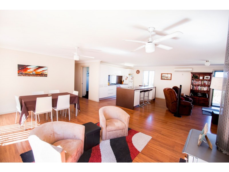 50 Wolbah Close, Inverell NSW 2360