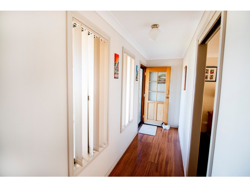 50 Wolbah Close, Inverell NSW 2360