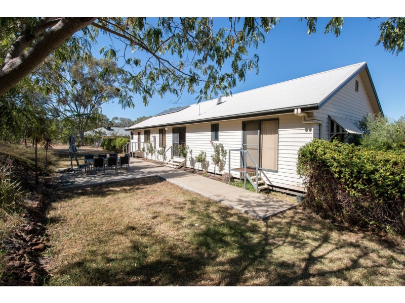50 Wolbah Close, Inverell NSW 2360