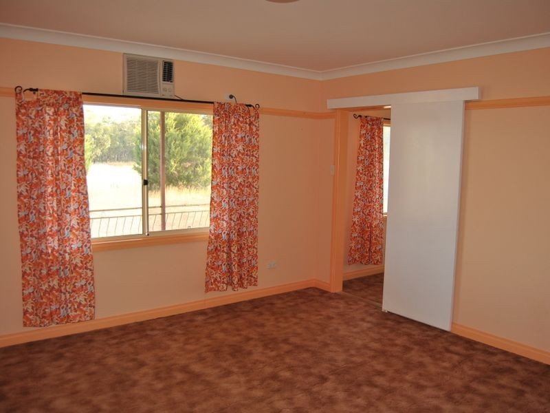 23 Pindaroi Road, Inverell NSW 2360